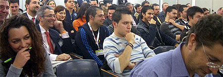 Asistentes a una de las mesas de FICOD 2007