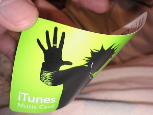 Amazón e iTunes han desembarcado en este mercado